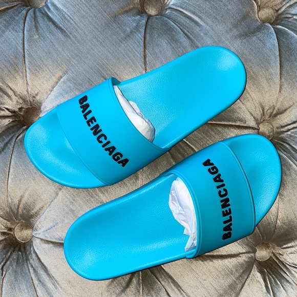New BALENCIAGA poolside slides - Picture 3 of 11